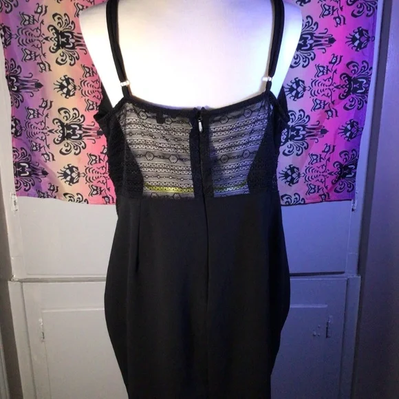 Fashion Nova Black Lace dress Formal - Picture 4 of 9